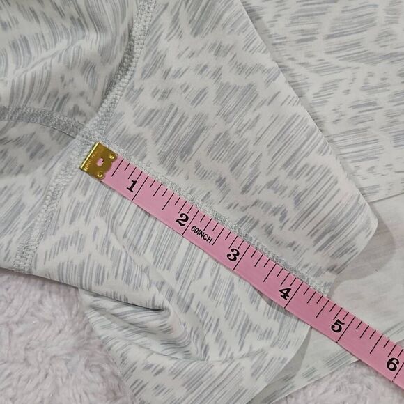 Athleta printed run with it short Workout Beach Run Gym Activewear Womens 3X - Picture 5 of 9